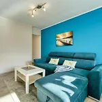 - Haus C, App 0c0108 *